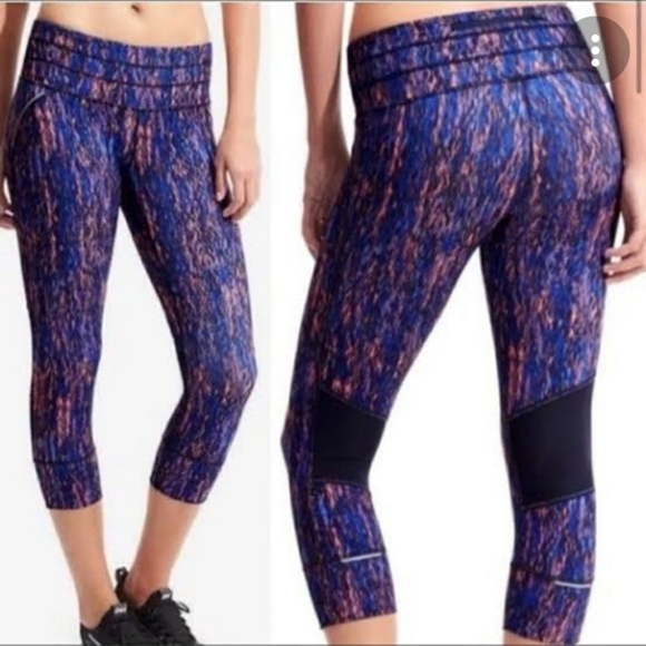 Athleta Sz S Reptile Relay Capri Leggings 212405 - Picture 12 of 14